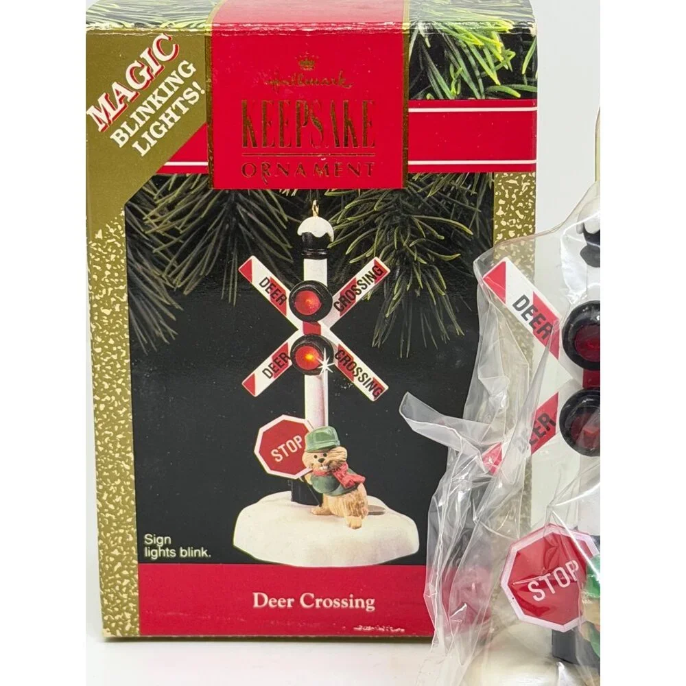 Hallmark Keepsake Ornament Deer Crossing Magic Blinking Light Christmas Decor 4